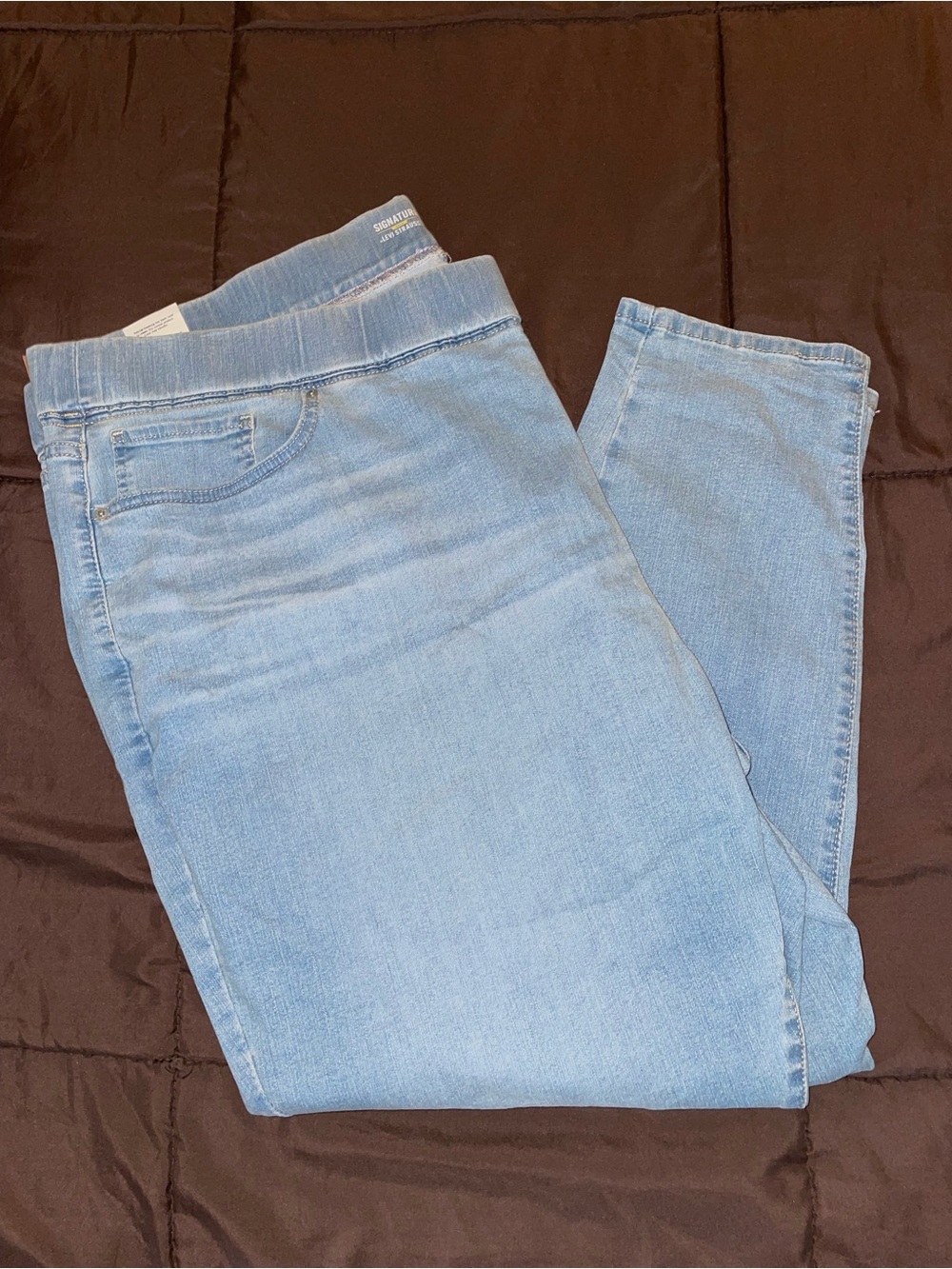 NWT Signature by Levi Strauss Pull-On Skinny Light Wash Jeans
